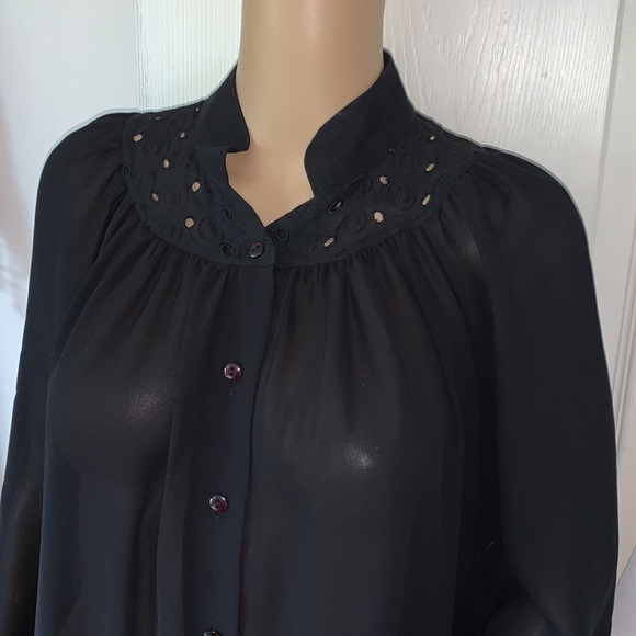 Vtg black mandarin collar eyelet trim France button down Secretary blouse M - Picture 6 of 15